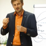 Speed Reading Trainer Markus Rieder im bildungsraum-Training